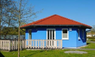 Übernachtung in der Bienenwabe