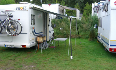 Kleiner Stellplatz Wohnmobil